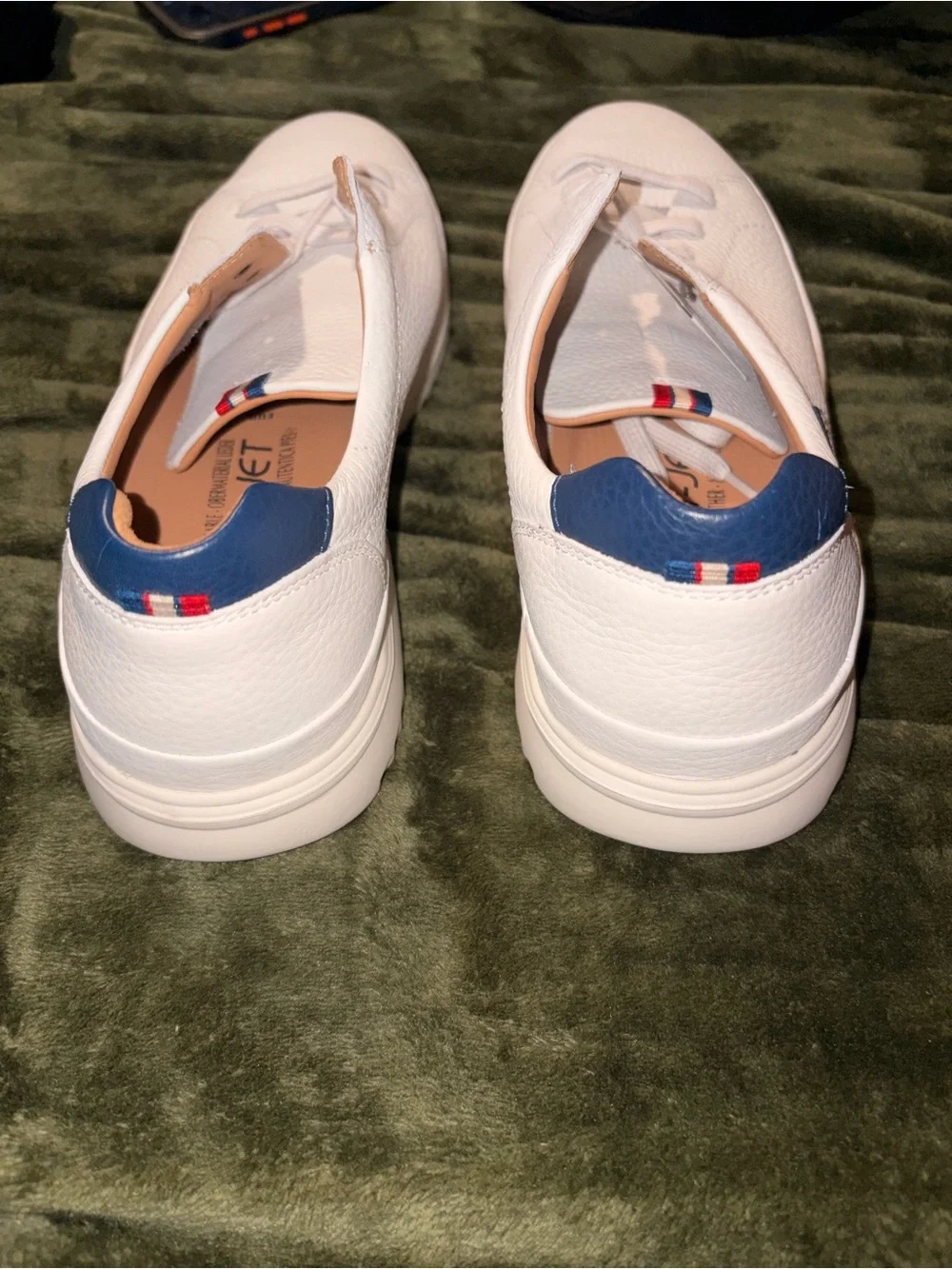 Mephisto white textured